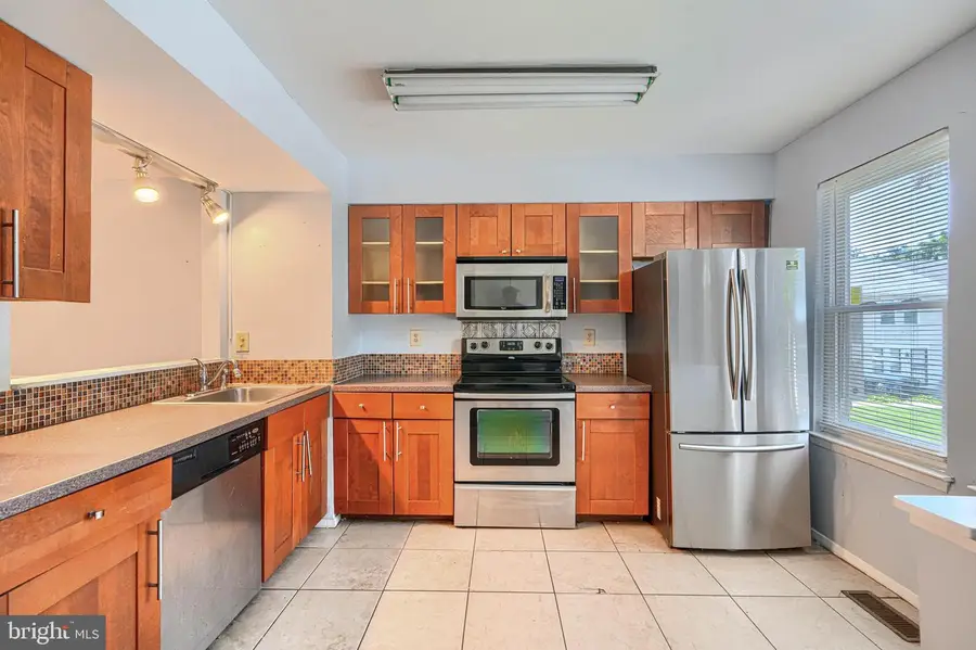 7 Cobber Ln, Baltimore, MD 21229 - #2