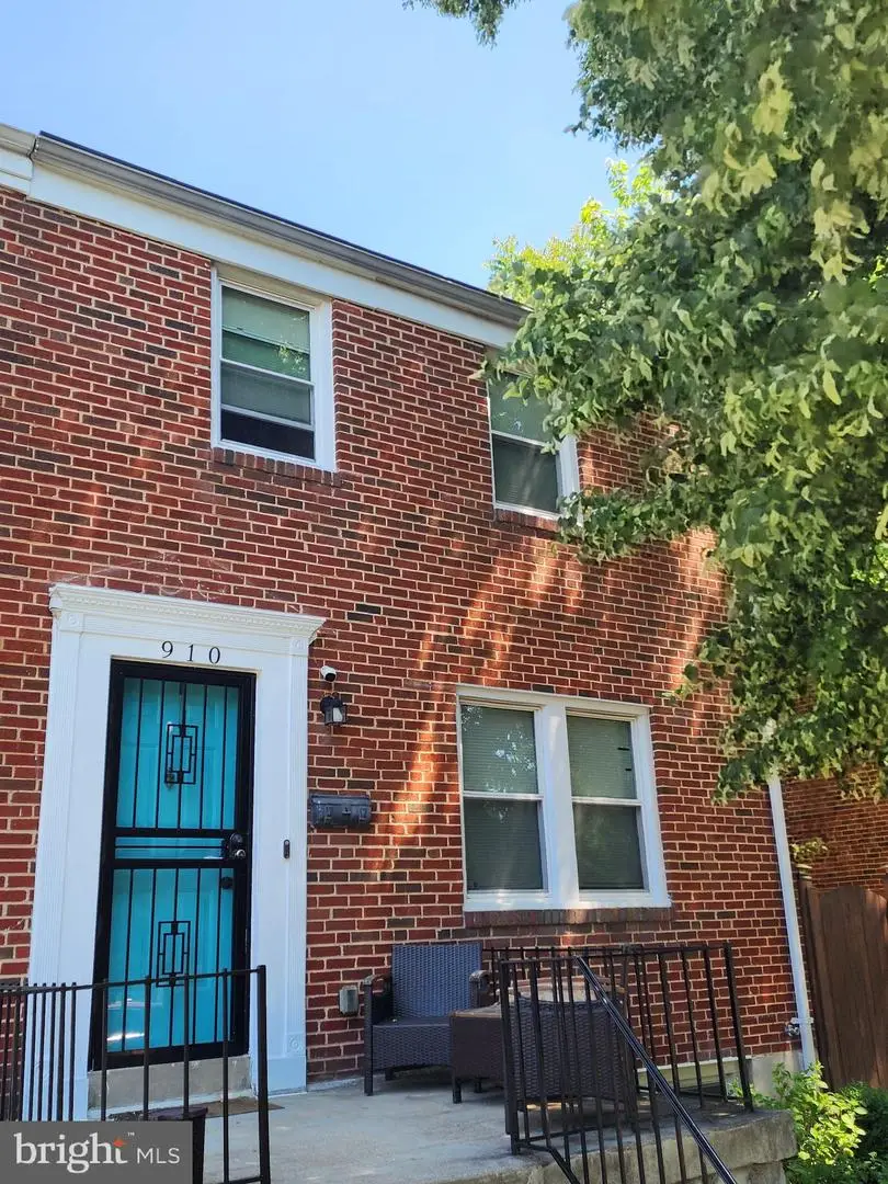 910 Dartmouth Rd, Baltimore, MD 21212 - #1