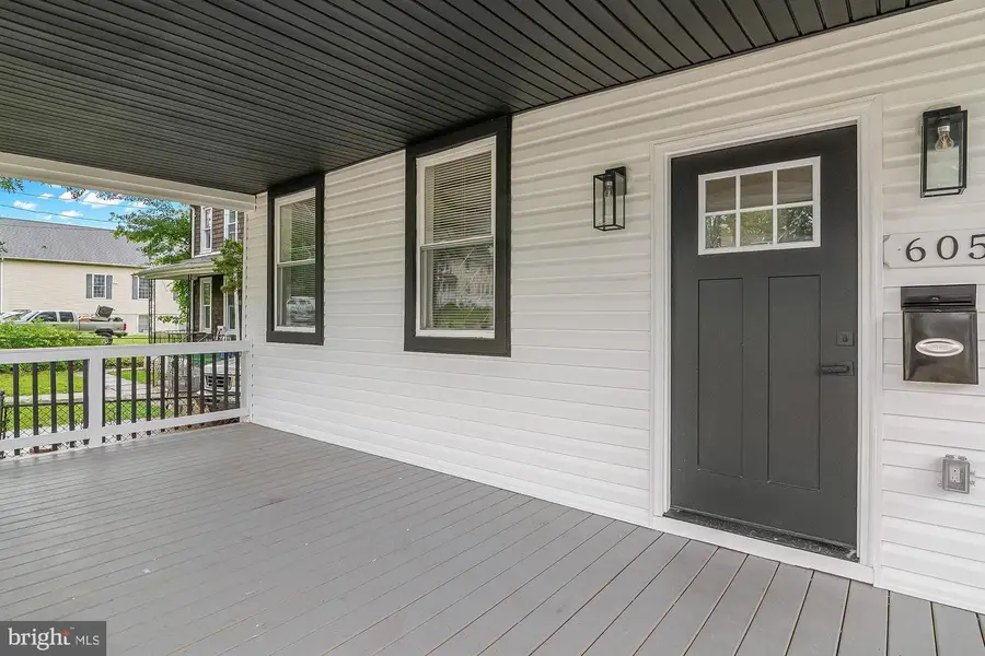 605 Woodbourne Ave, Baltimore, MD 21212 - #2
