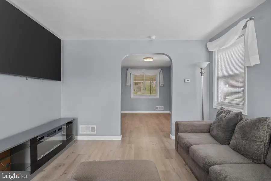 1040 Wedgewood Rd, Baltimore, MD 21229 - #3
