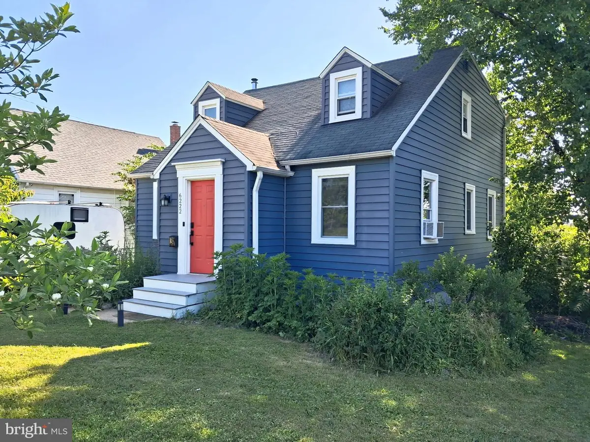 6222 Tramore Rd, Baltimore, MD 21214 - #1