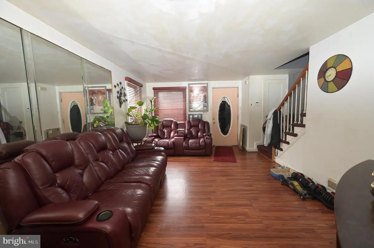4507 Parkton St, Baltimore, MD 21229 - #1