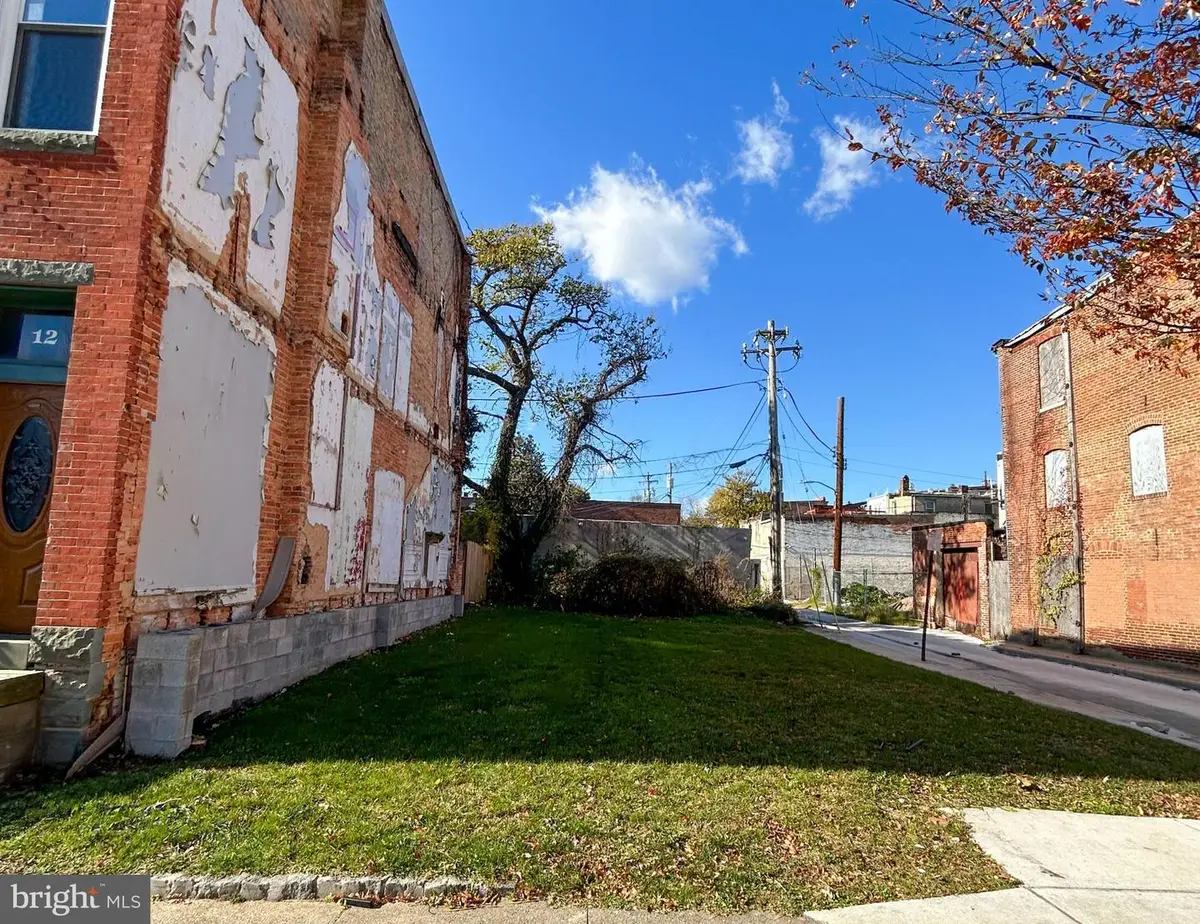 10 S Calhoun St, Baltimore, MD 21223 - #1