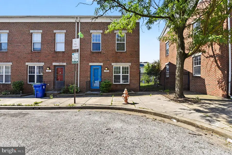 725 W Cherry Blossom Way, Baltimore, MD 21201 - #2