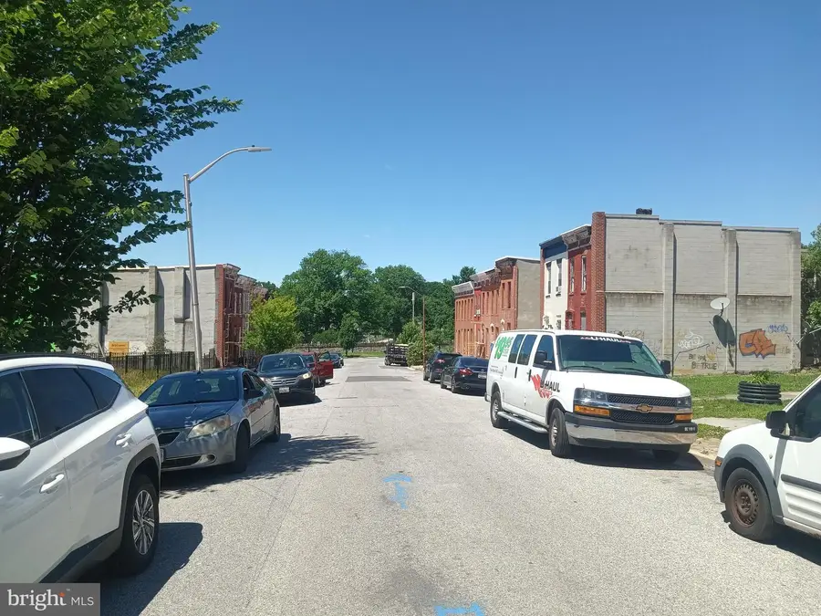 1301 Valley St, Baltimore, MD 21202 - #2