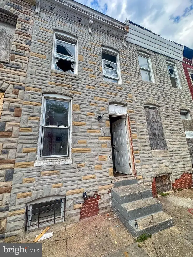 2114 Vine St, Baltimore, MD 21223 - #1