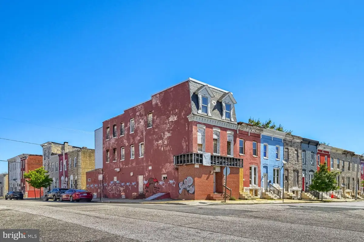 2044 Walbrook Ave, Baltimore, MD 21217 - #1