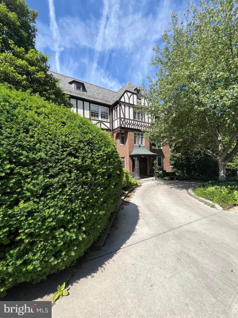 221 Ridgemede Rd #302, Baltimore, MD 21210 - #1