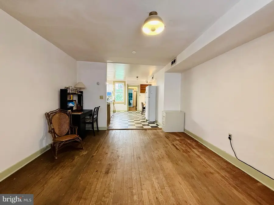 1631 Shakespeare St, Baltimore, MD 21231 - #3