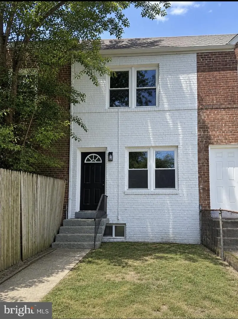 3704 Saint Margaret St, Baltimore, MD 21225 - #1