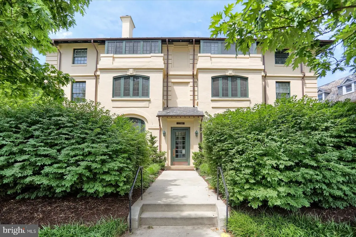 4300 Roland Ave #201, Baltimore, MD 21210 - #1