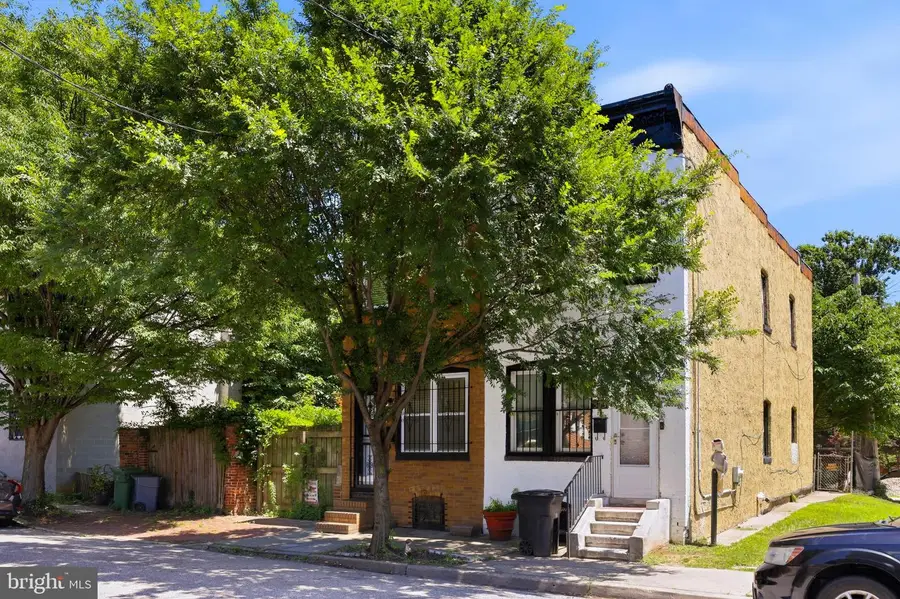 591 Orchard St, Baltimore, MD 21201 - #3