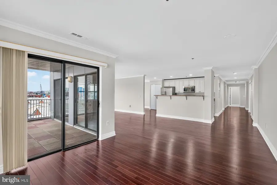 2702 Lighthouse Pt E #524, Baltimore, MD 21224 - #3