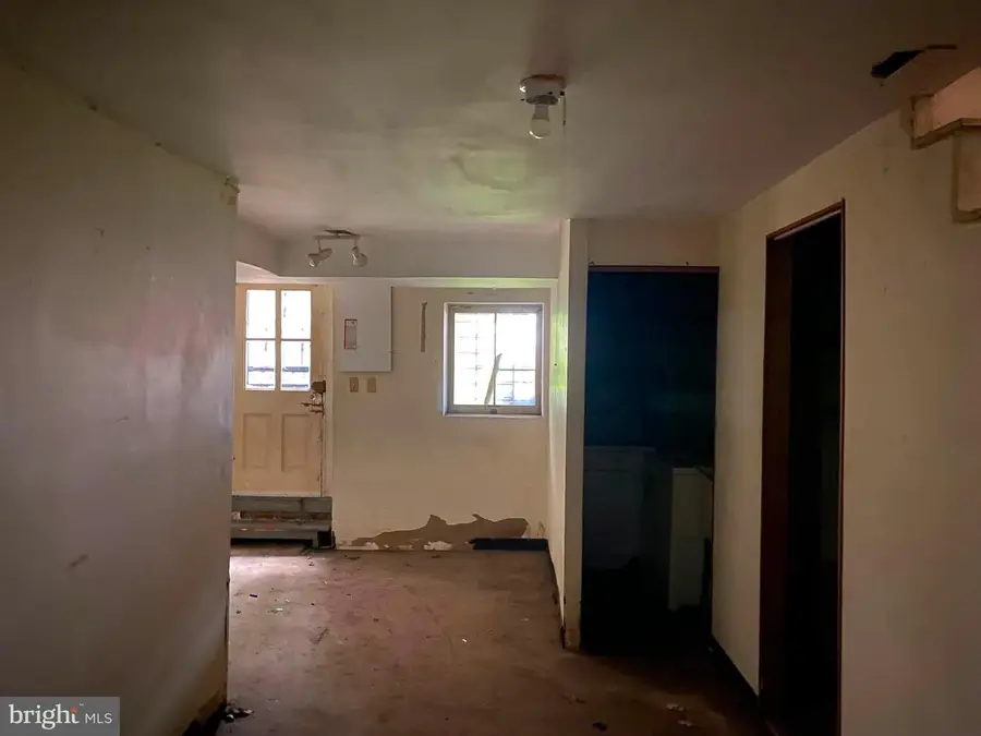 747 E 36th St, Baltimore, MD 21218 - #3