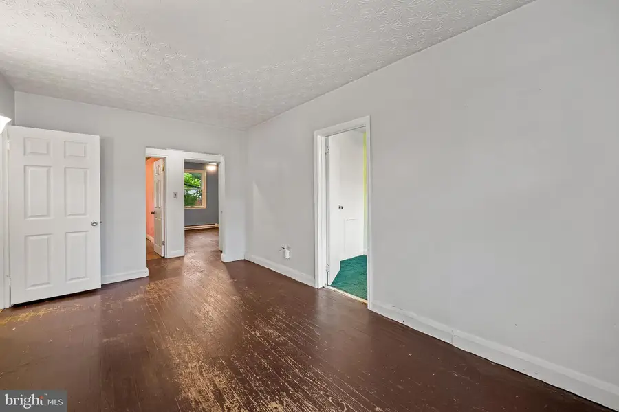 4140 6th St, Baltimore, MD 21225 - #3