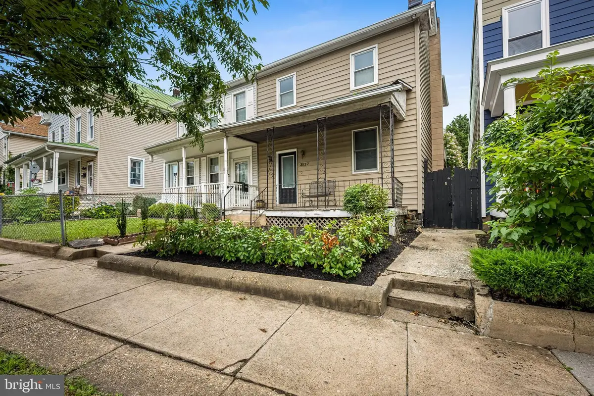 3527 Falls Rd, Baltimore, MD 21211 - #1