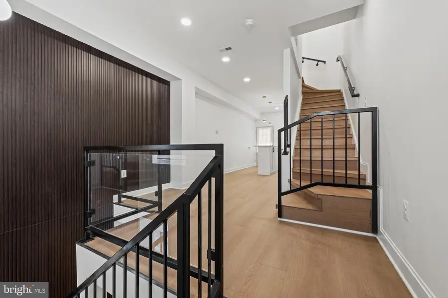 126 N Mount St, Baltimore, MD 21223 - #2