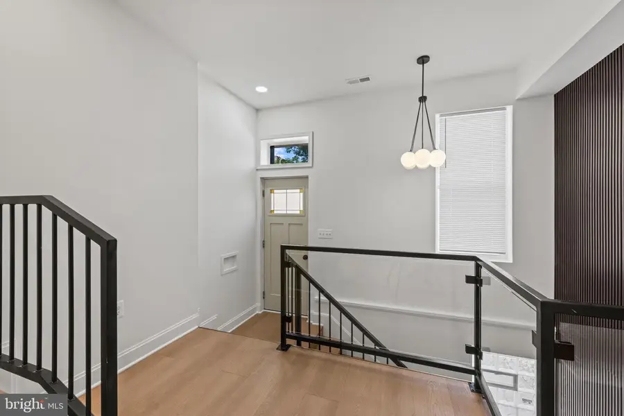 126 N Mount St, Baltimore, MD 21223 - #3