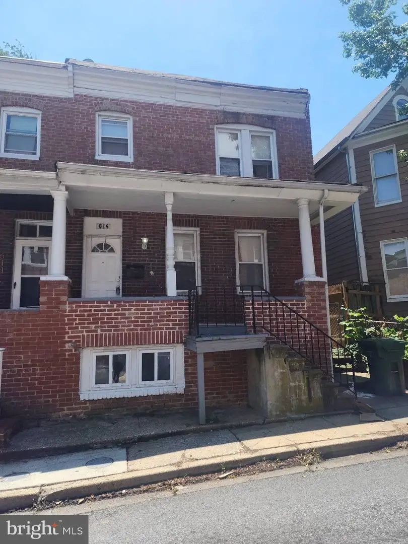 615 Montpelier St, Baltimore, MD 21218 - #1