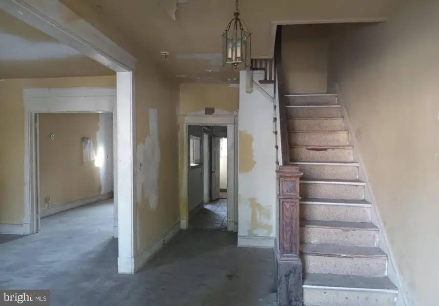 2324 Reisterstown Rd, Baltimore, MD 21217 - #2