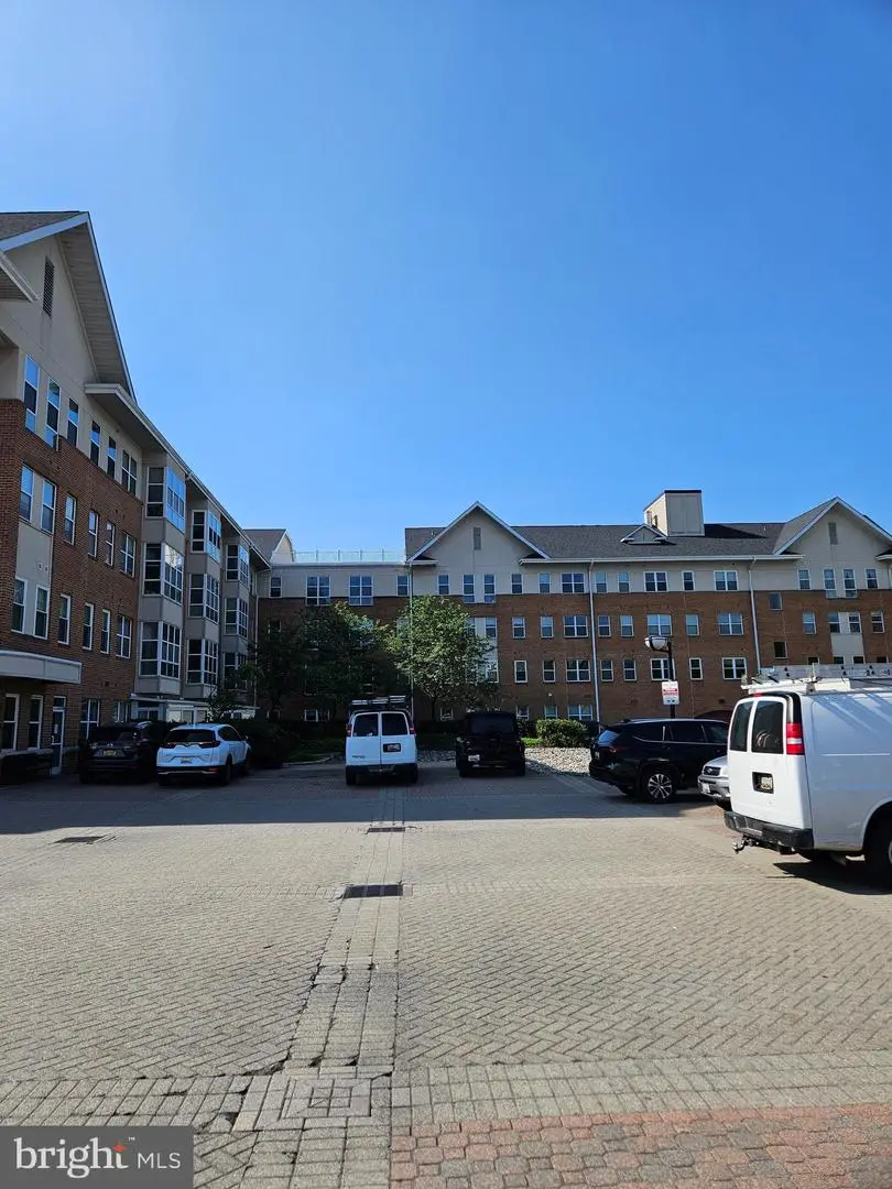 23 Pierside Dr #411, Baltimore, MD 21230 - #2