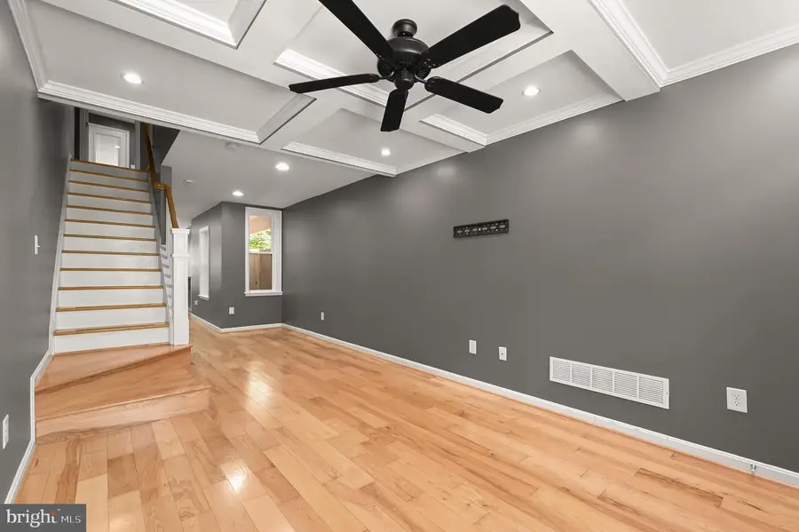 33 E Hamburg St, Baltimore, MD 21230 - #3