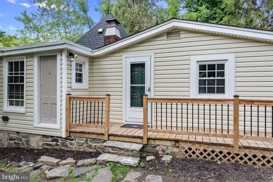 6204 Gernand Rd, Baltimore, MD 21209 - #2