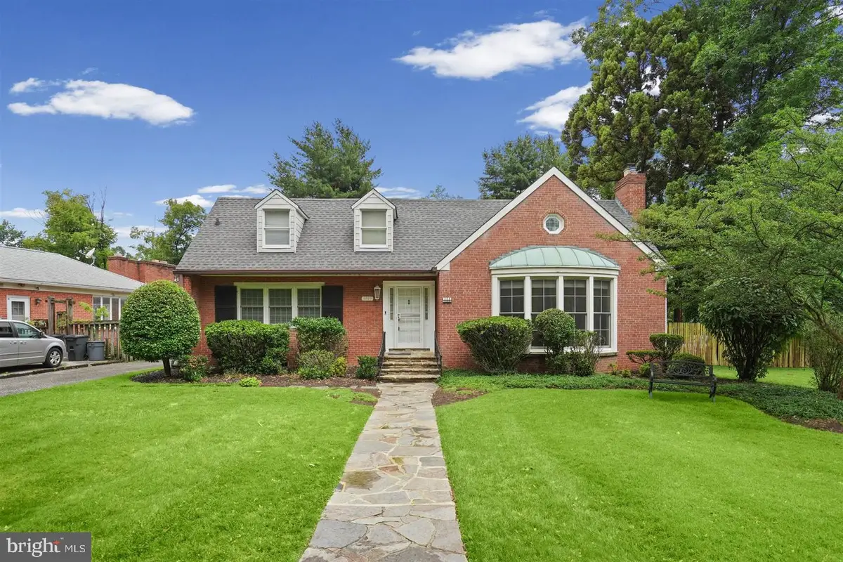 6609 Western Run Dr, Baltimore, MD 21215 - #1