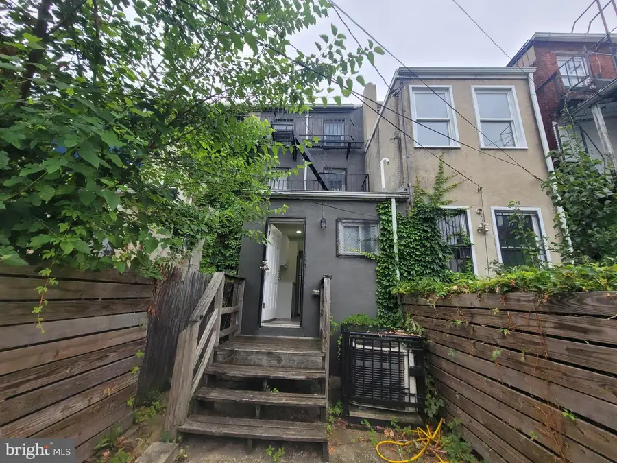 905 Bennett Pl, Baltimore, MD 21223 - #3