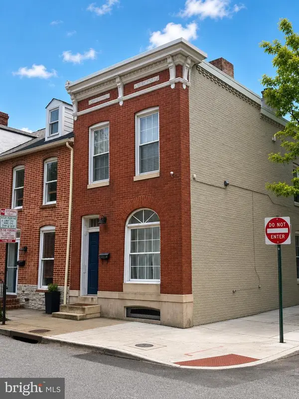 21 E West St E, BALTIMORE, MD 21230