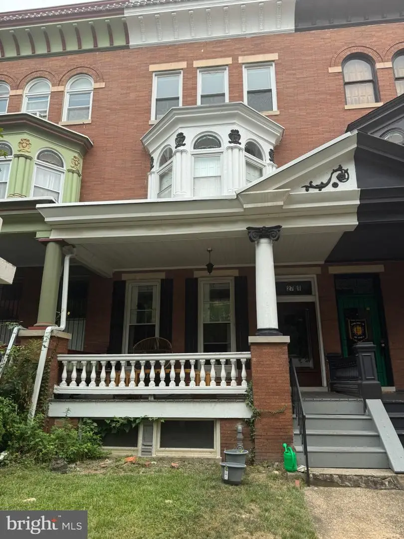 2709 N Calvert St, Baltimore, MD 21218 - #1