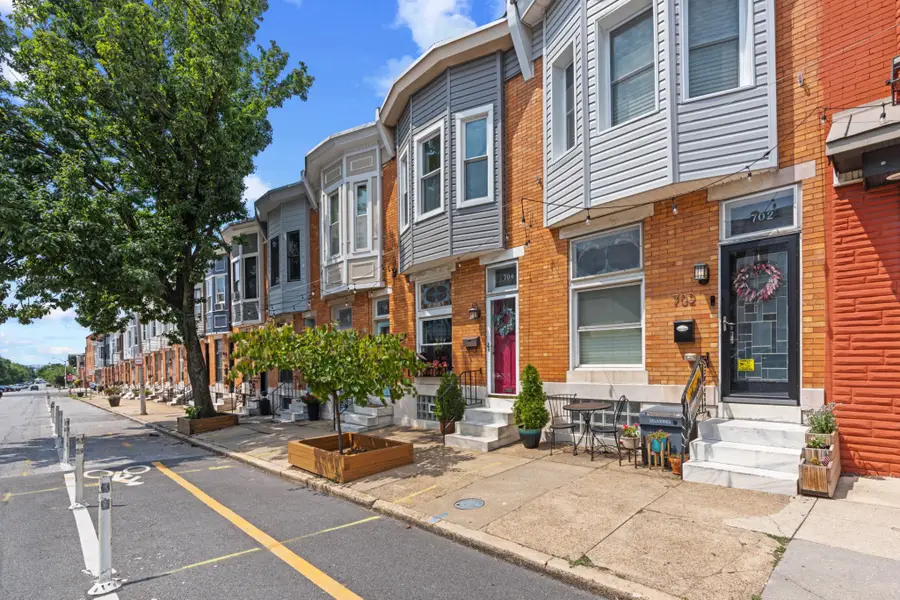 704 S Potomac St, Baltimore, MD 21224 - #2