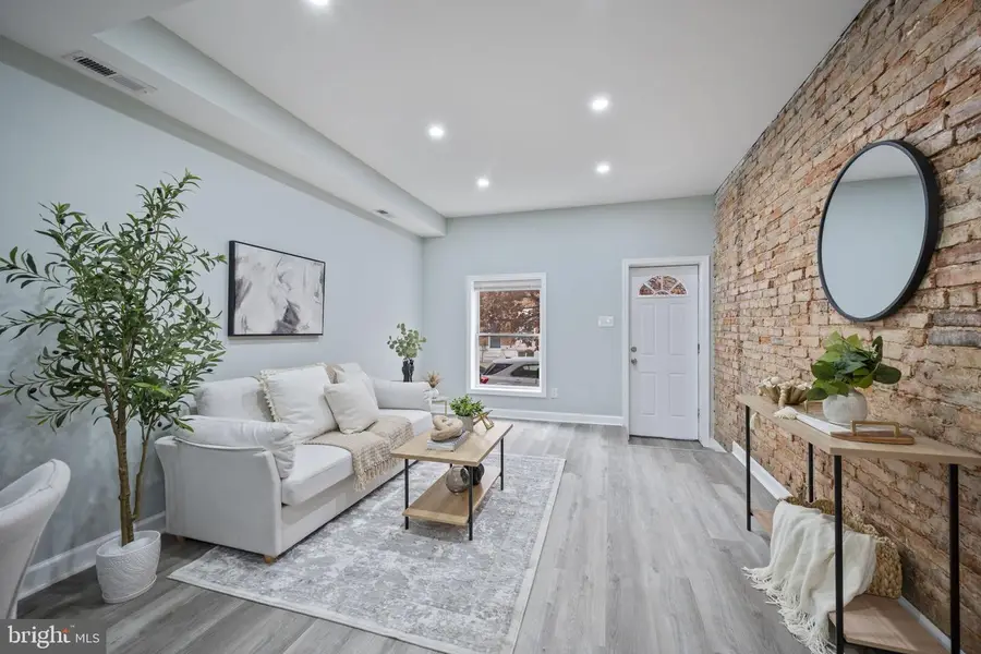 328 S Macon St, Baltimore, MD 21224 - #2