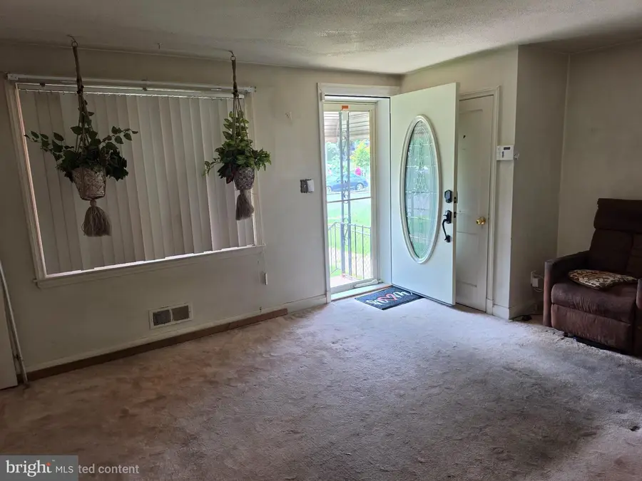 639 Lucia Ave, Baltimore, MD 21229 - #3