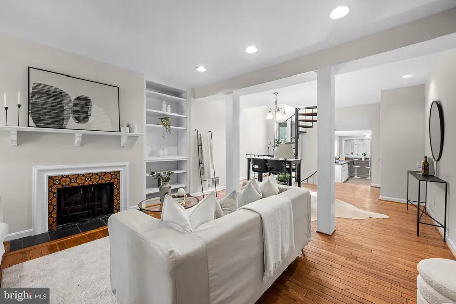 137 W Hill St, Baltimore, MD 21230 - #3