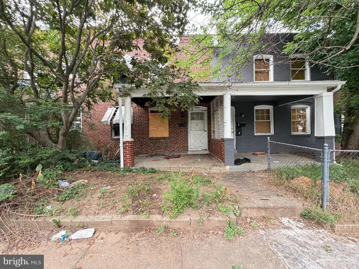 612 Arsan Ave, Baltimore, MD 21225 - #1