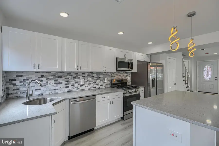 2225 Dukeland St, Baltimore, MD 21216 - #3