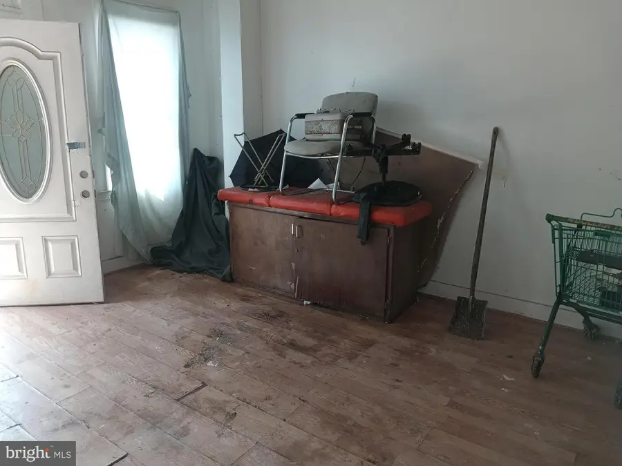 3916 Ridgewood Ave, Baltimore, MD 21215 - #2