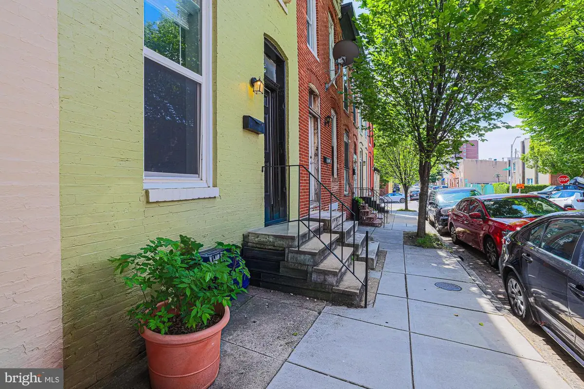 511 N Castle St, Baltimore, MD 21205 - #1