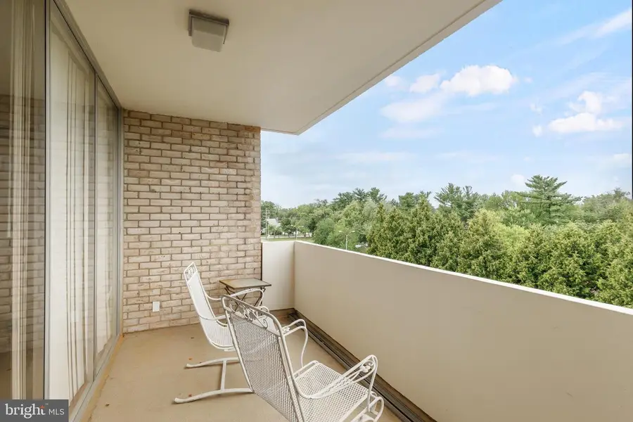 7111 Park Heights Ave #401, Baltimore, MD 21215 - #3
