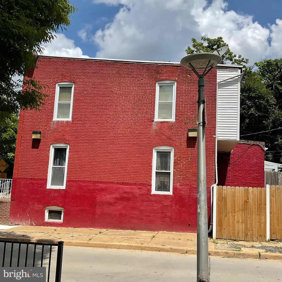 2525 Barclay St, Baltimore, MD 21218 - #2