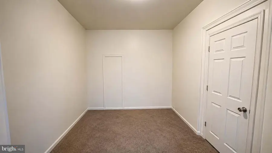2646 Hoffman St, Baltimore, MD 21213 - #2