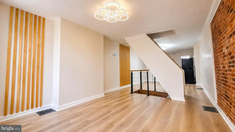 117 Bloomsberry St, Baltimore, MD 21230 - #3