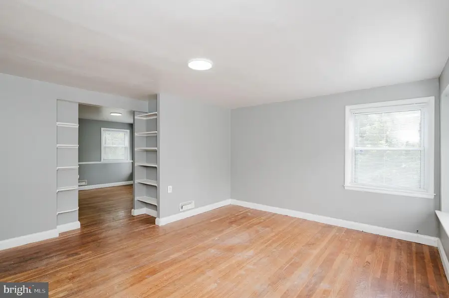 1036 Marlau Dr, Baltimore, MD 21212 - #2
