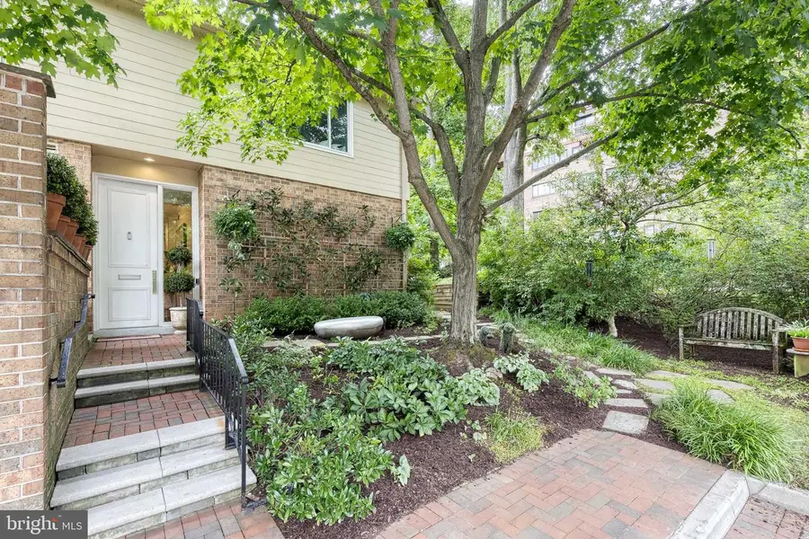 14 Roland Mews, Baltimore, MD 21210 - #2