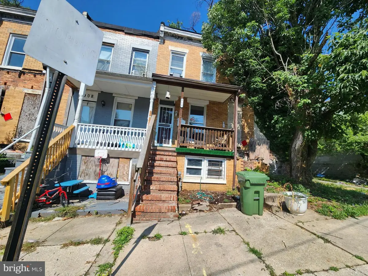 910 N Dukeland St, Baltimore, MD 21216 - #1