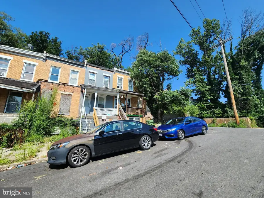 910 N Dukeland St, Baltimore, MD 21216 - #3
