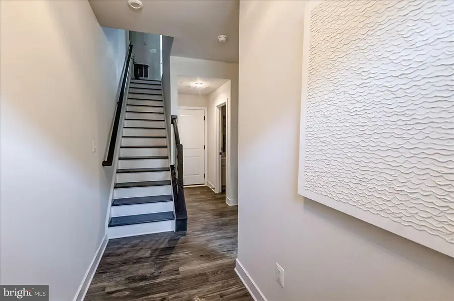 209 S Newkirk St, Baltimore, MD 21224 - #2