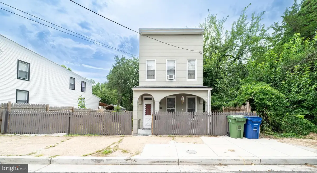 3223 Strickland St, Baltimore, MD 21229 - #1