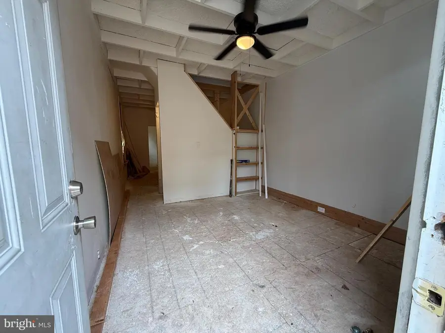 2 N Port St N, Baltimore, MD 21224 - #2